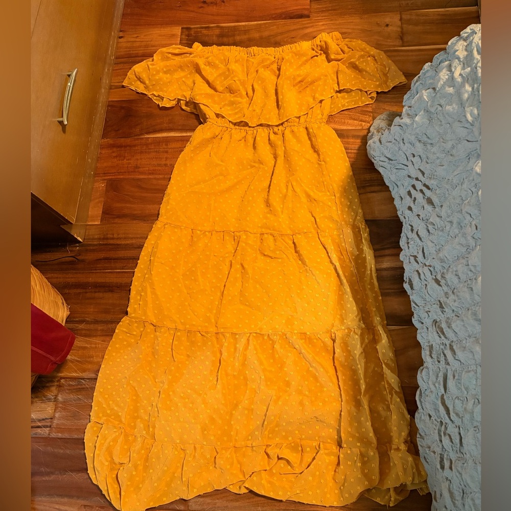 NWT New 🌻 Kirundo Mustard Yellow Off-Shoulder Maxi Dress‎ - Size M (1017)